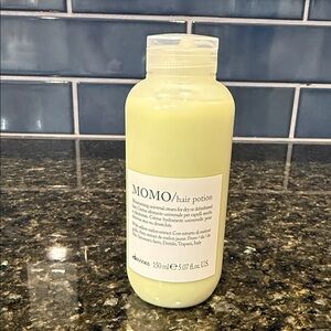 Davines MOMO hair potion
